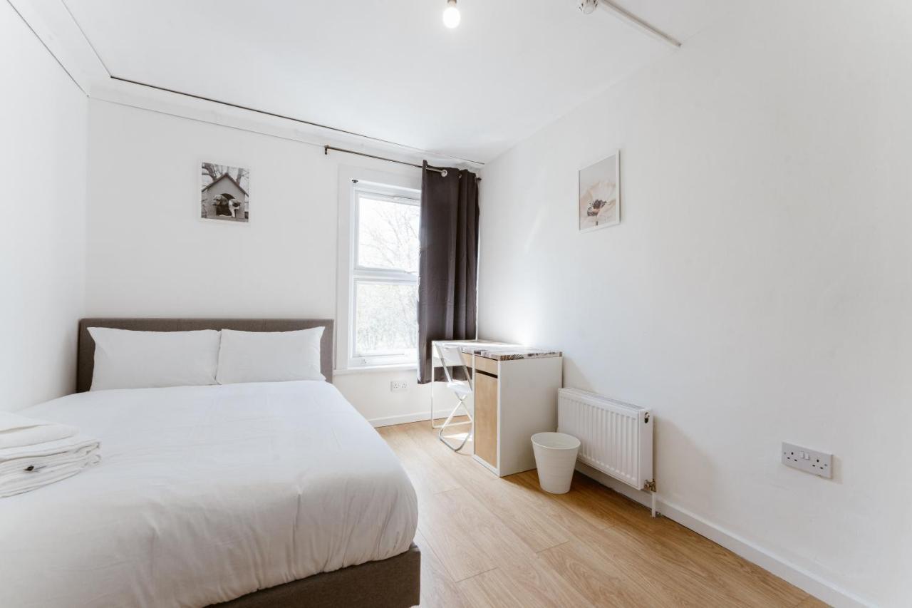 Mile End Double Rooms 27 Guest House 伦敦 外观 照片